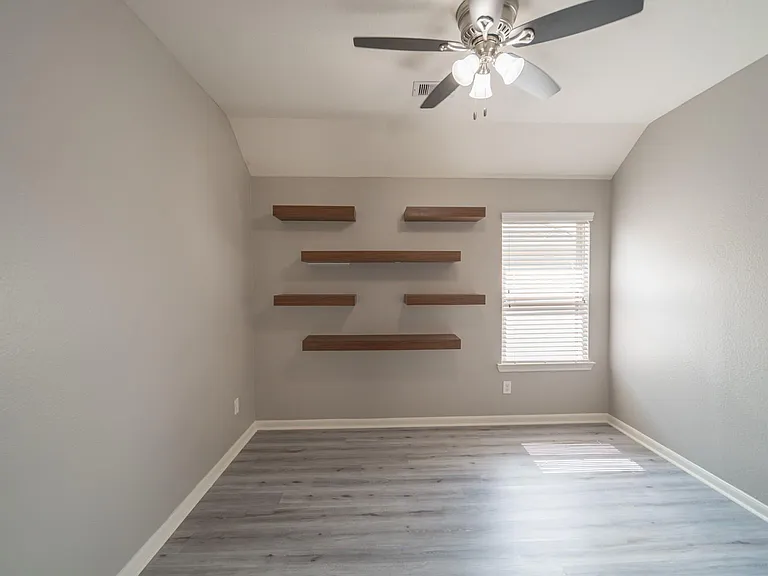 13303 Davenport Hills Ln — Photo 24