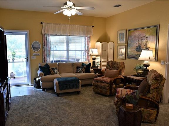 3rd image of 1531 Red Oak Ln