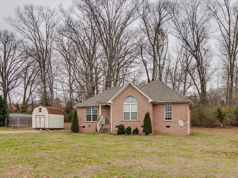1st image of 2644 Owens Dr