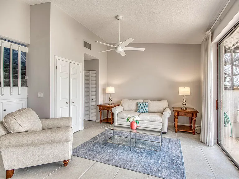 495 Prestwick Cir — Photo 14