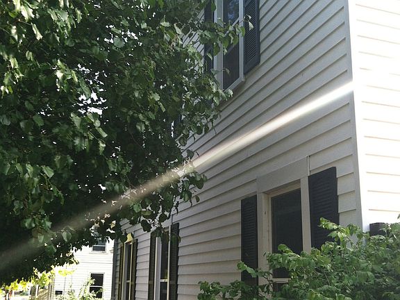 5th image of 243 N Plum St