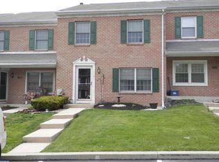 1181 Valley Stream Dr, Perkiomenville, PA 18074