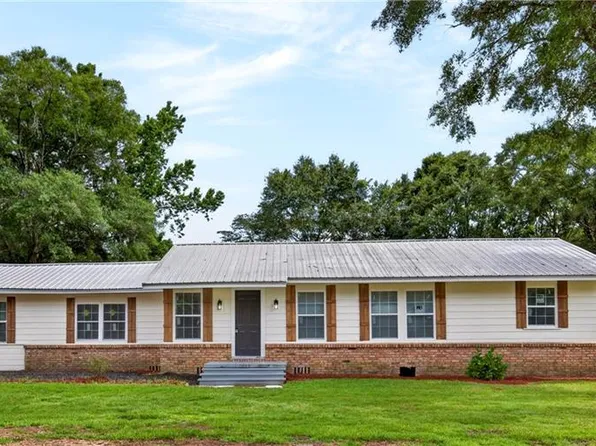 8051 Aloyis Dr, Theodore, AL 36582