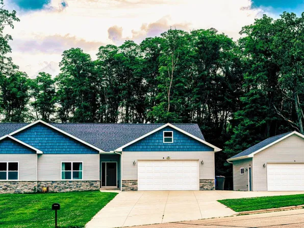 314 Glen Becker Trl, Wisconsin Dells, WI 53965