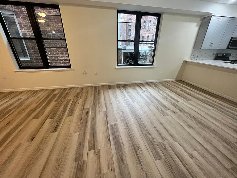 145 Bergen Ave #4 — Photo 17
