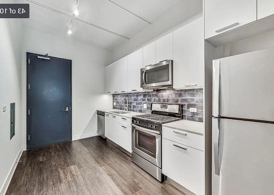 1st image of 1433 N Wells St #306