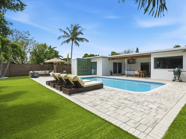 9744 Dahlia Avenue, Palm Beach Gardens, FL 33410