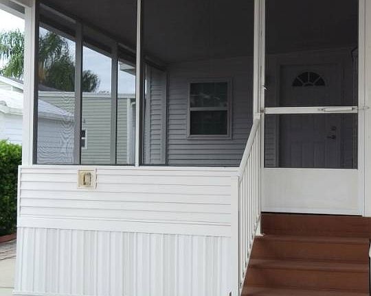2nd image of 225 Par Pines Blvd
