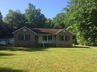 272 Hard Corner Rd, Montross, VA 22520