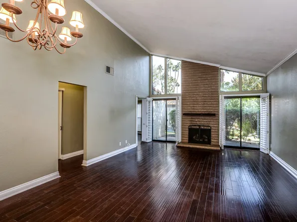 1775 E Ramon Rd, Palm Springs, CA 92264