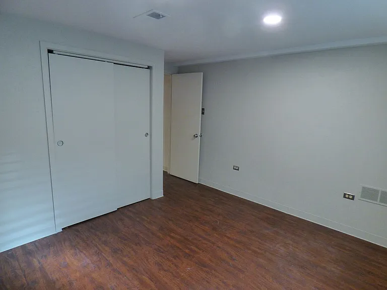 1543 S Hudson St — Photo 21