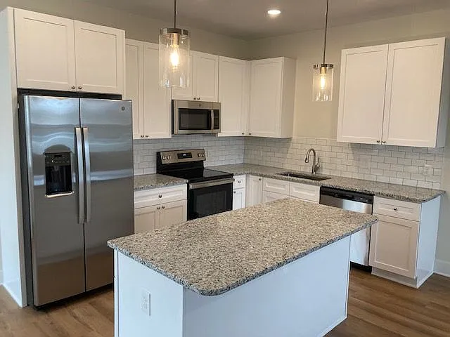 820 Nixon St #820NIXONB — Photo 1
