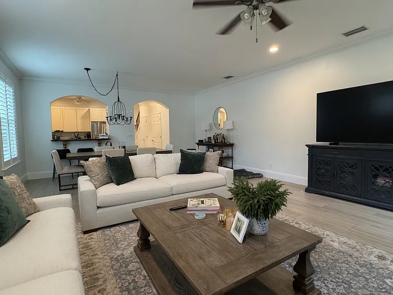306 S Arrawana Ave #2 — Photo 12