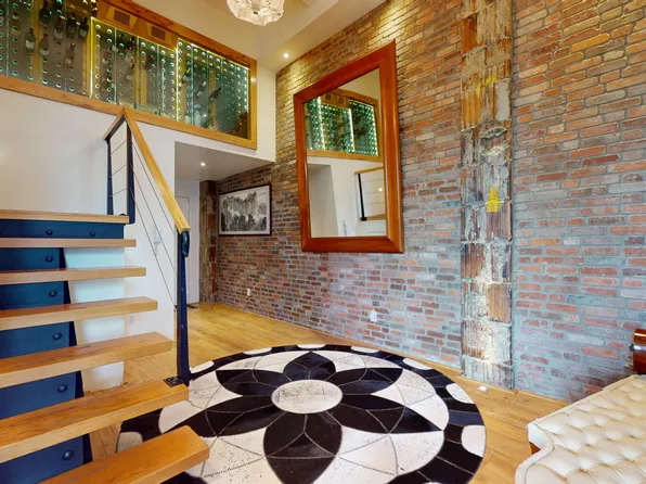 1255 5th Avenue image 2 of 16