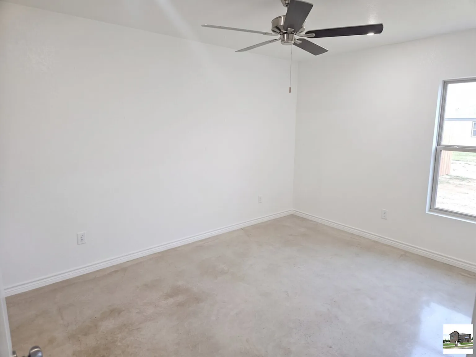 3 bed, 2.0 bath, 1240 sqft, $1,350 — Photo 4