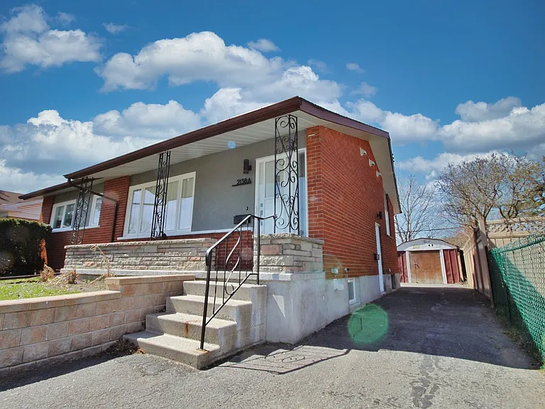 2138 Saunderson Dr #1 — Photo 21