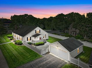 91 Rivulet St, Uxbridge, MA 01569