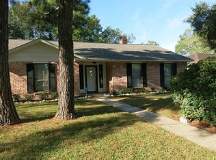 16458 Hibiscus Ln, Friendswood, TX 77546