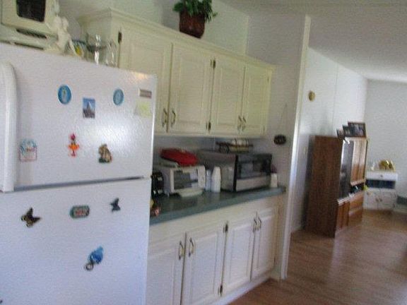 5th image of 3071 SW 52nd Ave