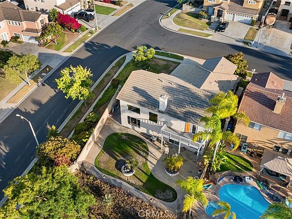 5th image of 705 Hearst Way