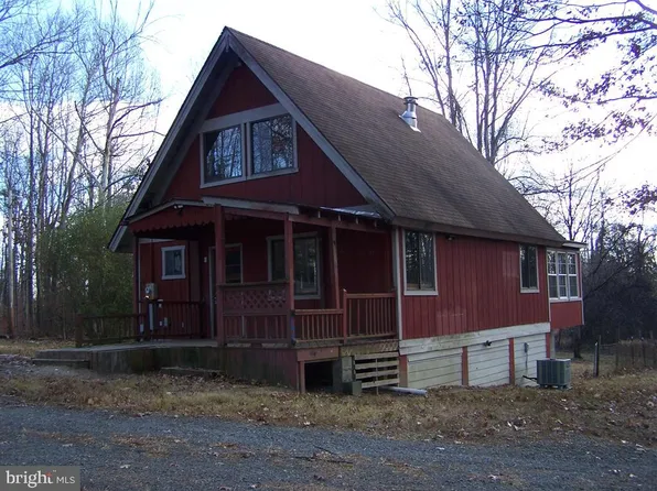 2376 Middle River Rd, Stanardsville, VA 22973