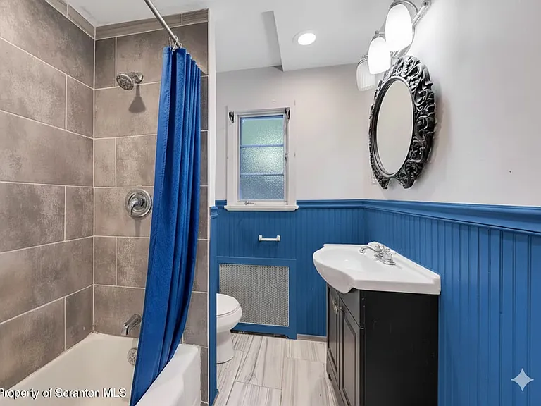Bath 2nd Floor