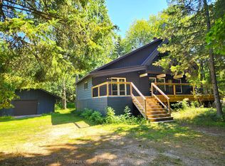 525 Waltonian Dr, Callander, ON P0H1H0