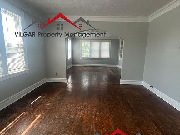 3rd image of 3939 Deal St #3