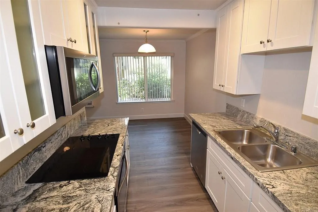 1 bed, 691 sqft, $2,800 — Photo 3