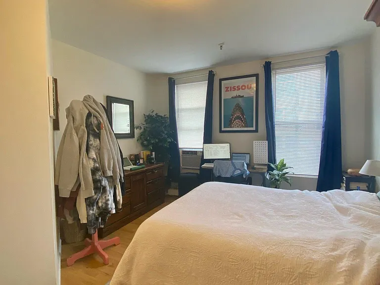 606 Jefferson St #3R — Photo 5