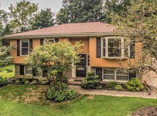 1260 Wood Valley Ln, Louisville, KY 40299