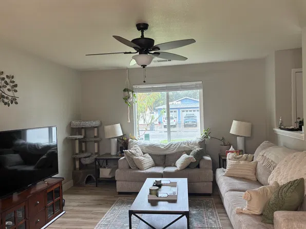 3589 Bearwood Pl, Anderson, CA 96007