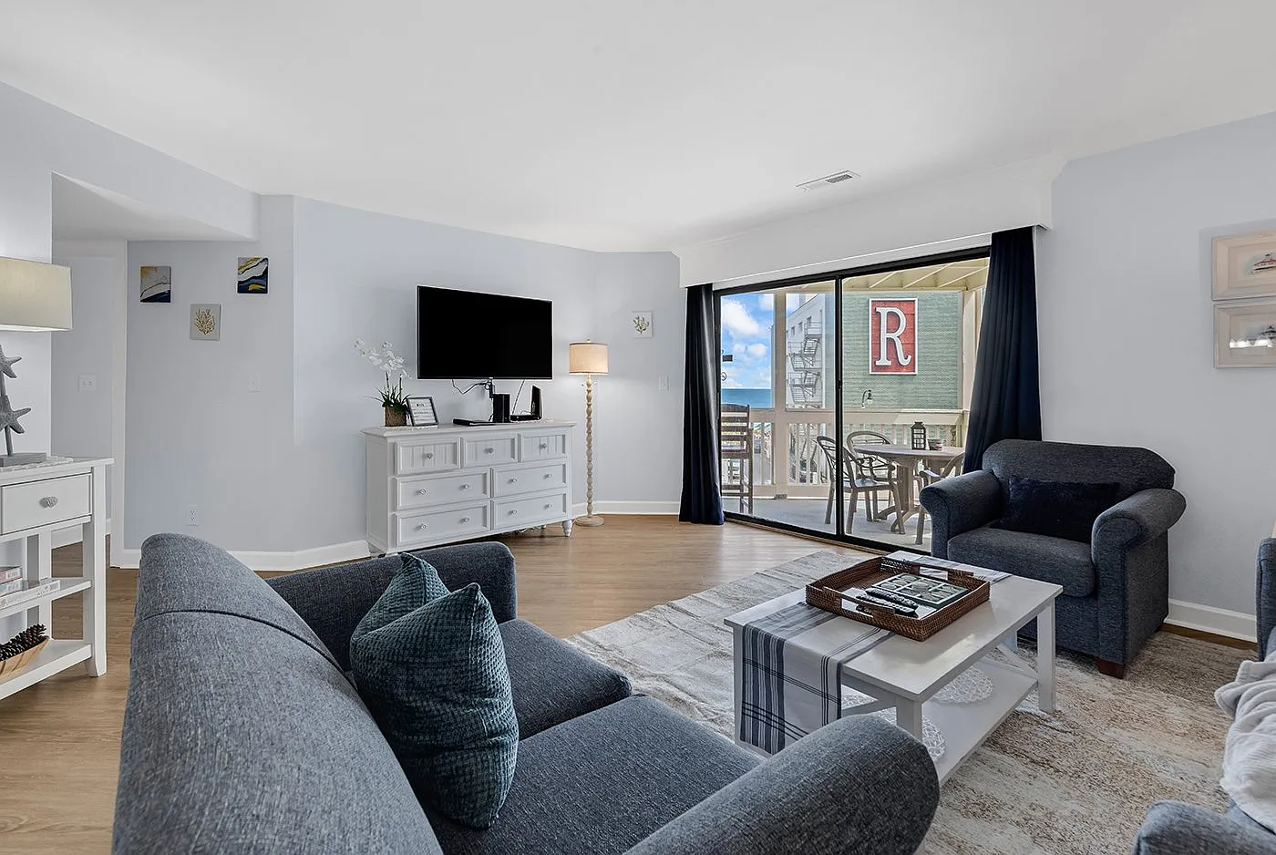 Snowbird Escape| 2BR Chelsea House Villa | From $1,800/Month — Photo 1