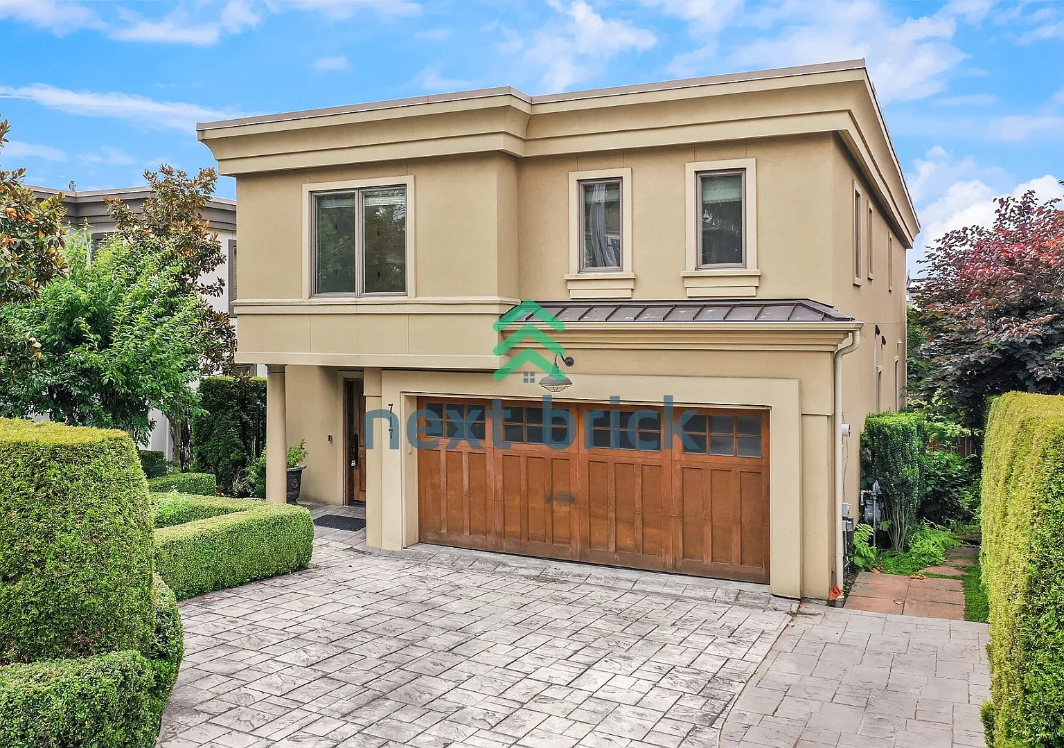 "Stunning 5-Bed, 4-Bath Kirkland Home with 3,665 Sq Ft of Elegant Living Space!" — Photo 2