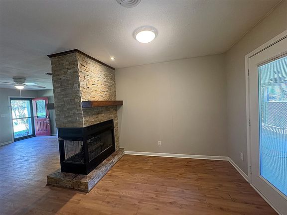 4th image of 101 Pine Shadows Ln