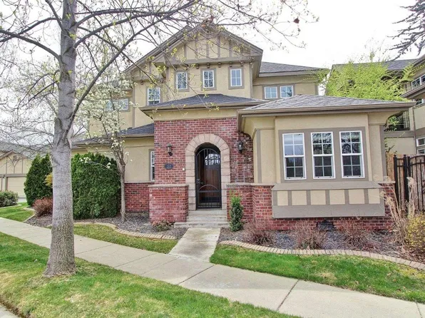 369 E Wexford Ln, Eagle, ID 83616