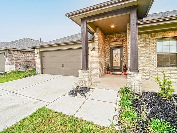 2nd image of 3506 Park Vista Dr