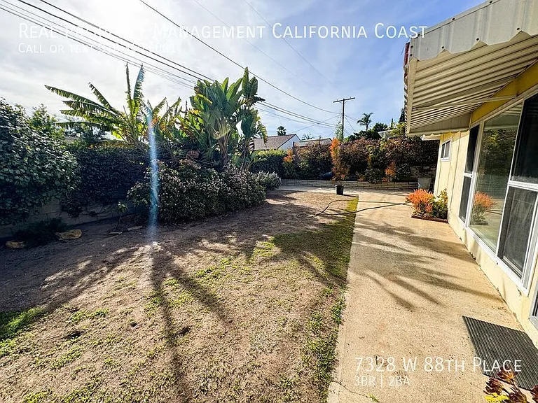 7328 W 88th Pl — Photo 11