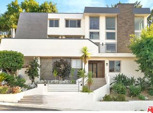 3539 Alana Dr, Sherman Oaks, CA 91403