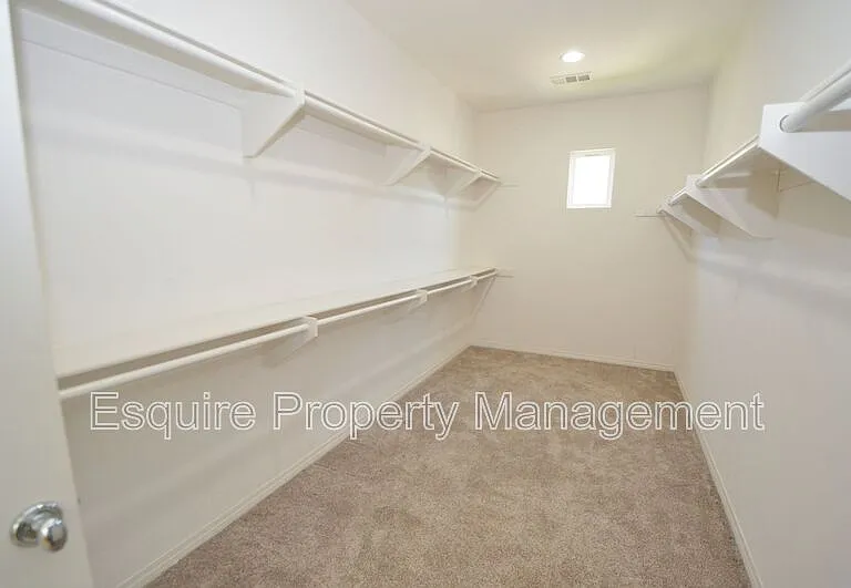 13735 Blue Ridge Way — Photo 17