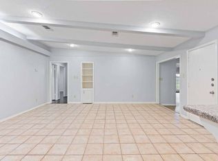 118 E Thornton Rd, Houston, TX 77022