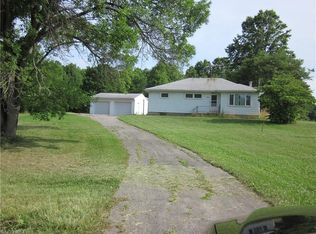 9215 Corbett Rd, Diamond, OH 44412