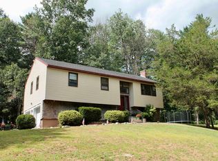 16 Oxbow Ln, Derry, NH 03038