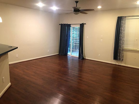 2nd image of 702 Leontyne Pl