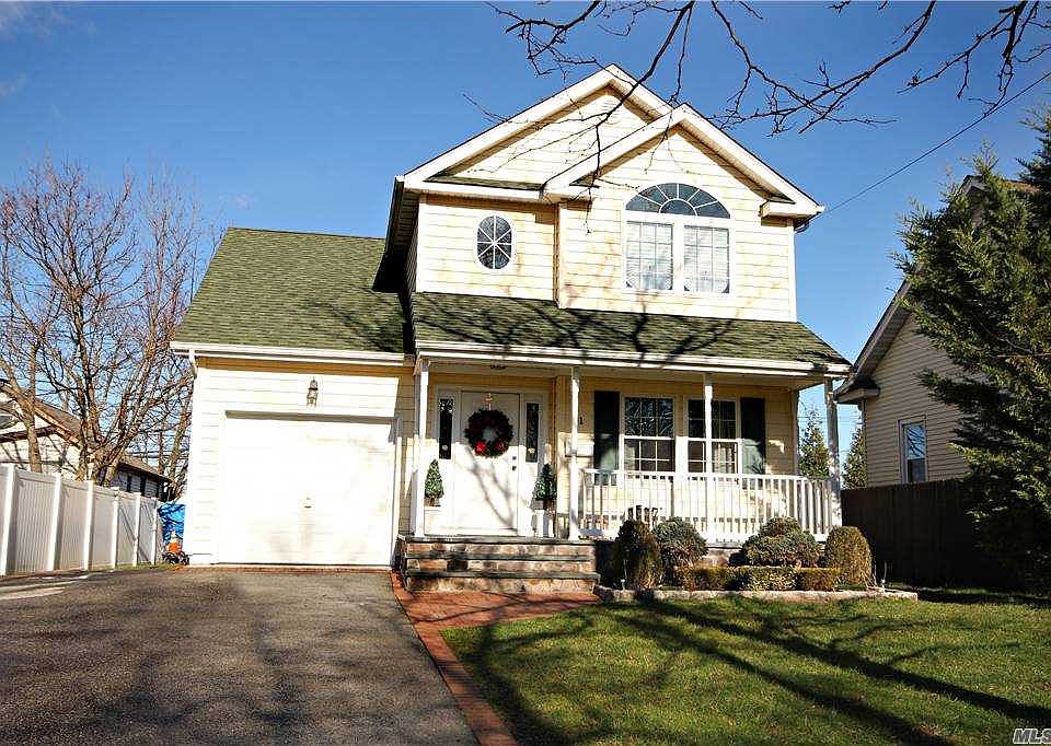 1st image of 31 Hawley Ave
