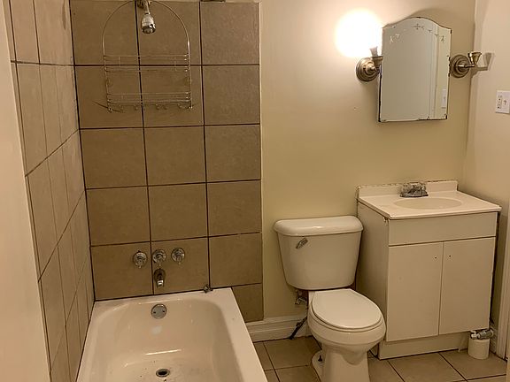 4th image of 23474 Riverpark Ave