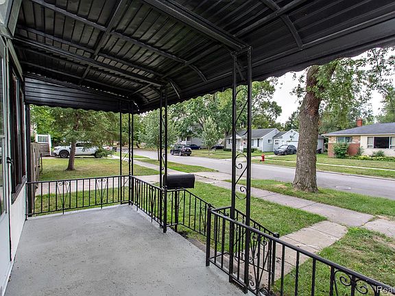 5th image of 1453 Camden St