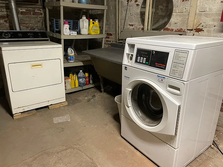 Laundry on site