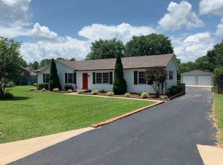 3014 Fieldview Dr, Murfreesboro, TN 37128