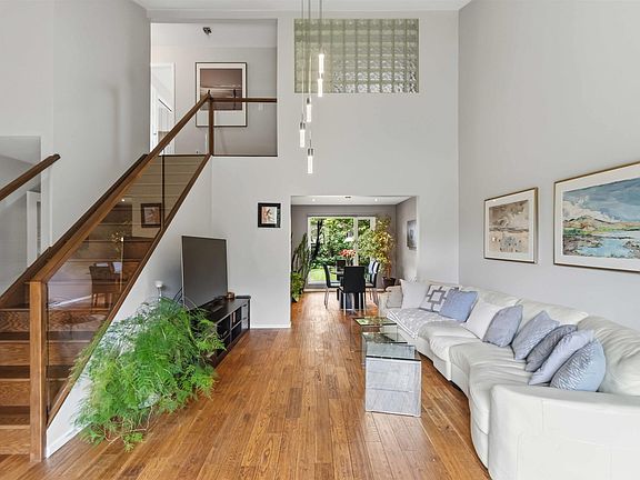 3rd image of 1832 104a St NW